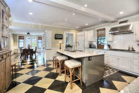 2683 Bronson Road Fairfield CT 06824