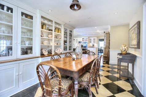 2683 Bronson Road Fairfield CT 06824