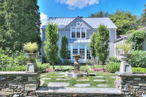 2683 Bronson Road Fairfield CT 06824