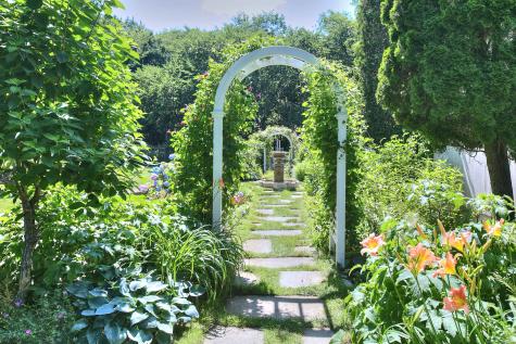 2683 Bronson Road Fairfield CT 06824