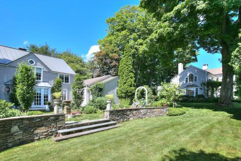 2683 Bronson Road Fairfield CT 06824