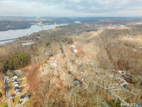 39 Inchcliffe Drive Ledyard CT 06335