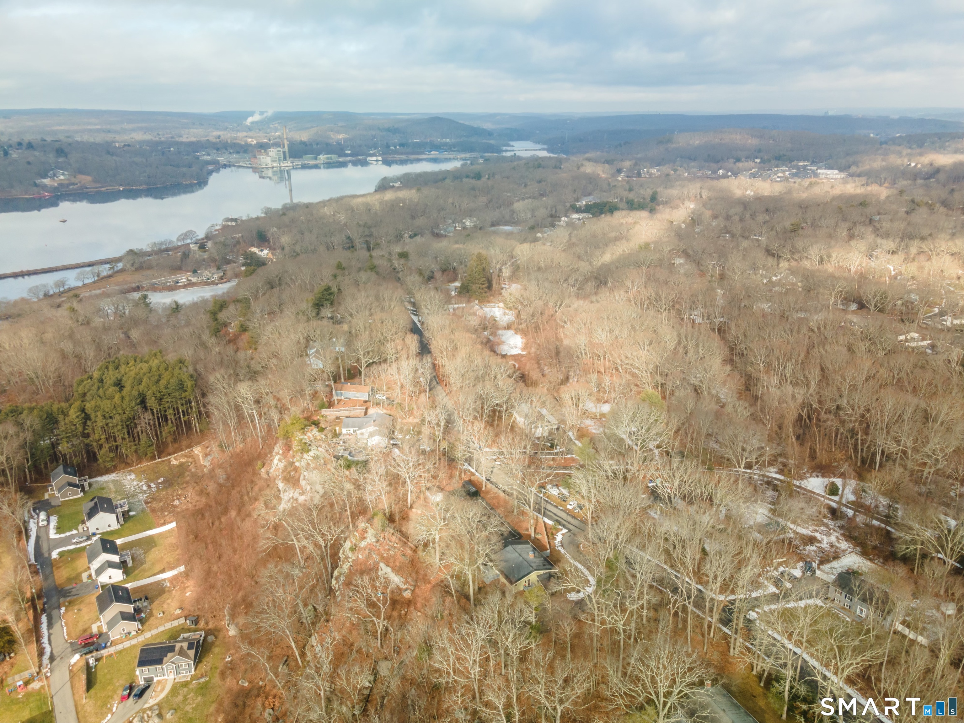 39 Inchcliffe Drive Ledyard CT 06335