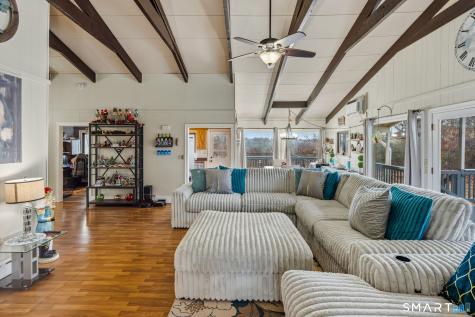 39 Inchcliffe Drive Ledyard CT 06335