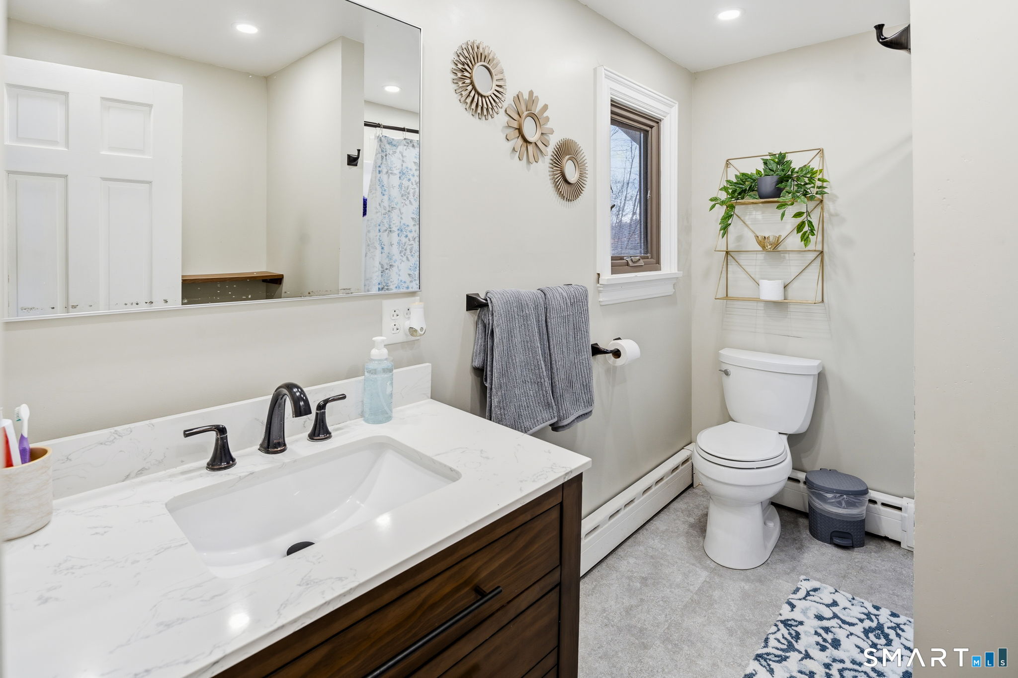 39 Inchcliffe Drive Ledyard CT 06335