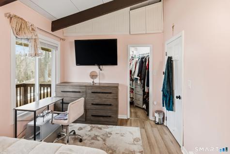 39 Inchcliffe Drive Ledyard CT 06335