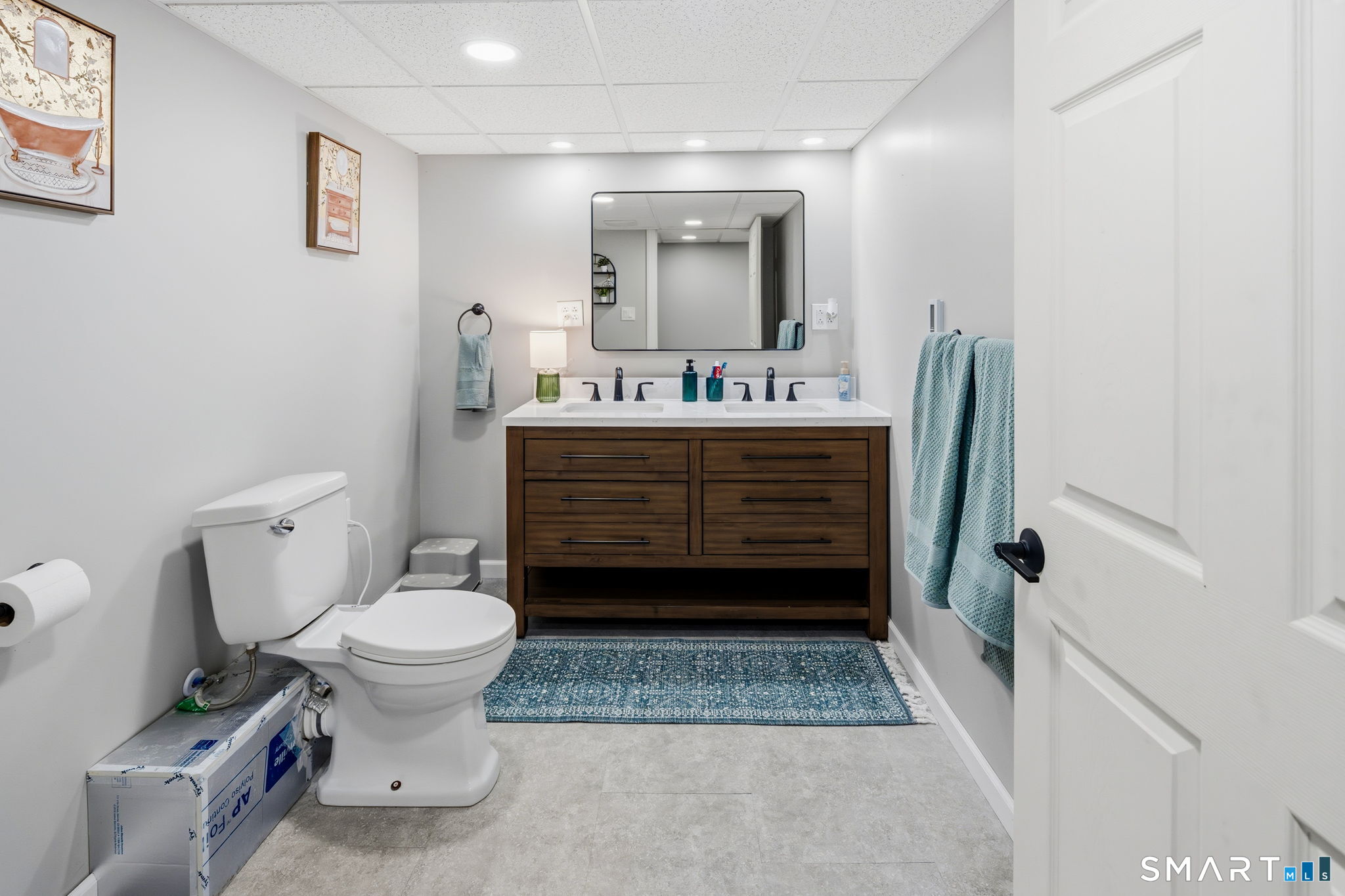 39 Inchcliffe Drive Ledyard CT 06335