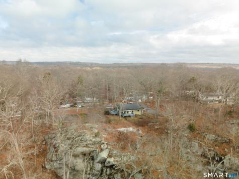 39 Inchcliffe Drive Ledyard CT 06335