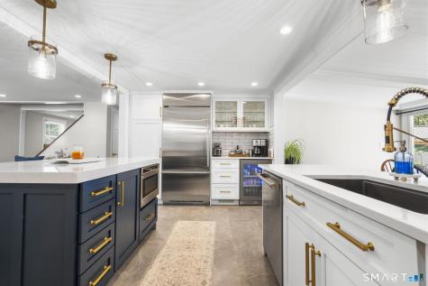 28 Macarthur Road North Haven CT 06473