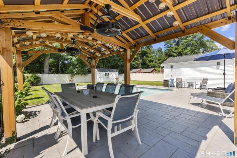 28 Macarthur Road North Haven CT 06473