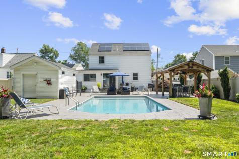 28 Macarthur Road North Haven CT 06473