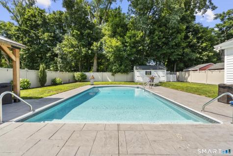 28 Macarthur Road North Haven CT 06473