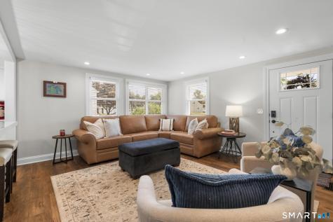28 Macarthur Road North Haven CT 06473
