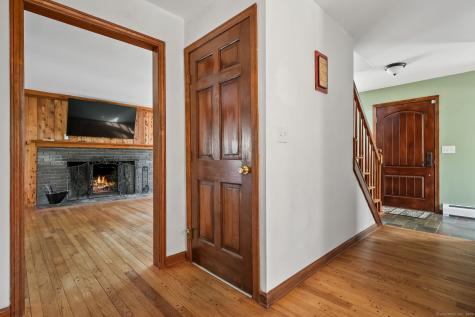 107 Woodhouse Avenue North Branford CT 06472