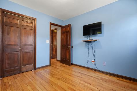 107 Woodhouse Avenue North Branford CT 06472