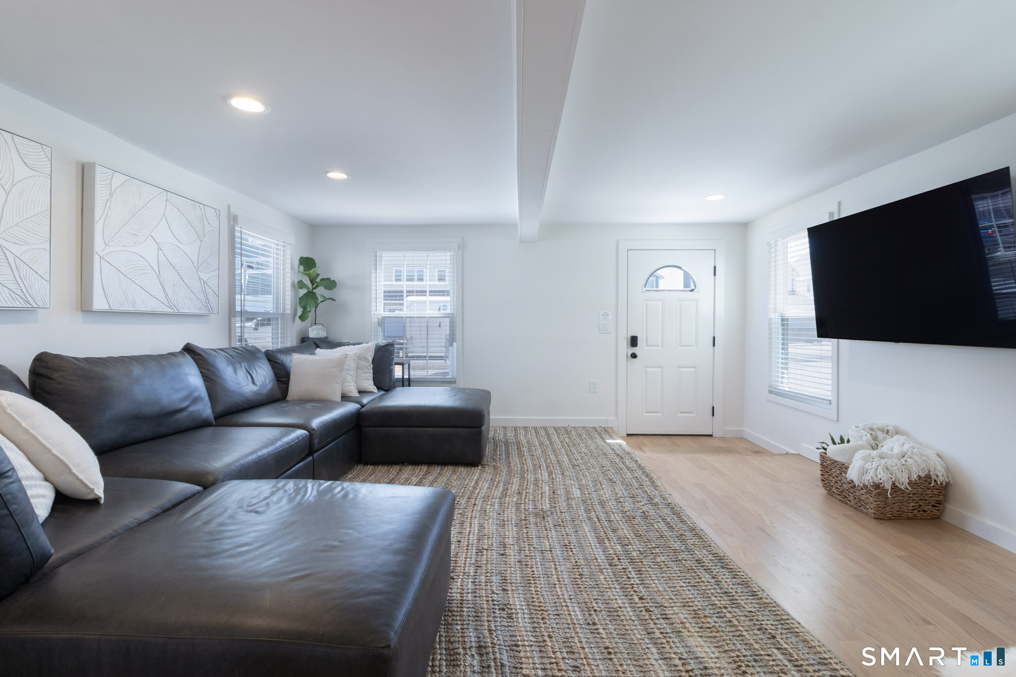 784 East Broadway Milford CT 06460