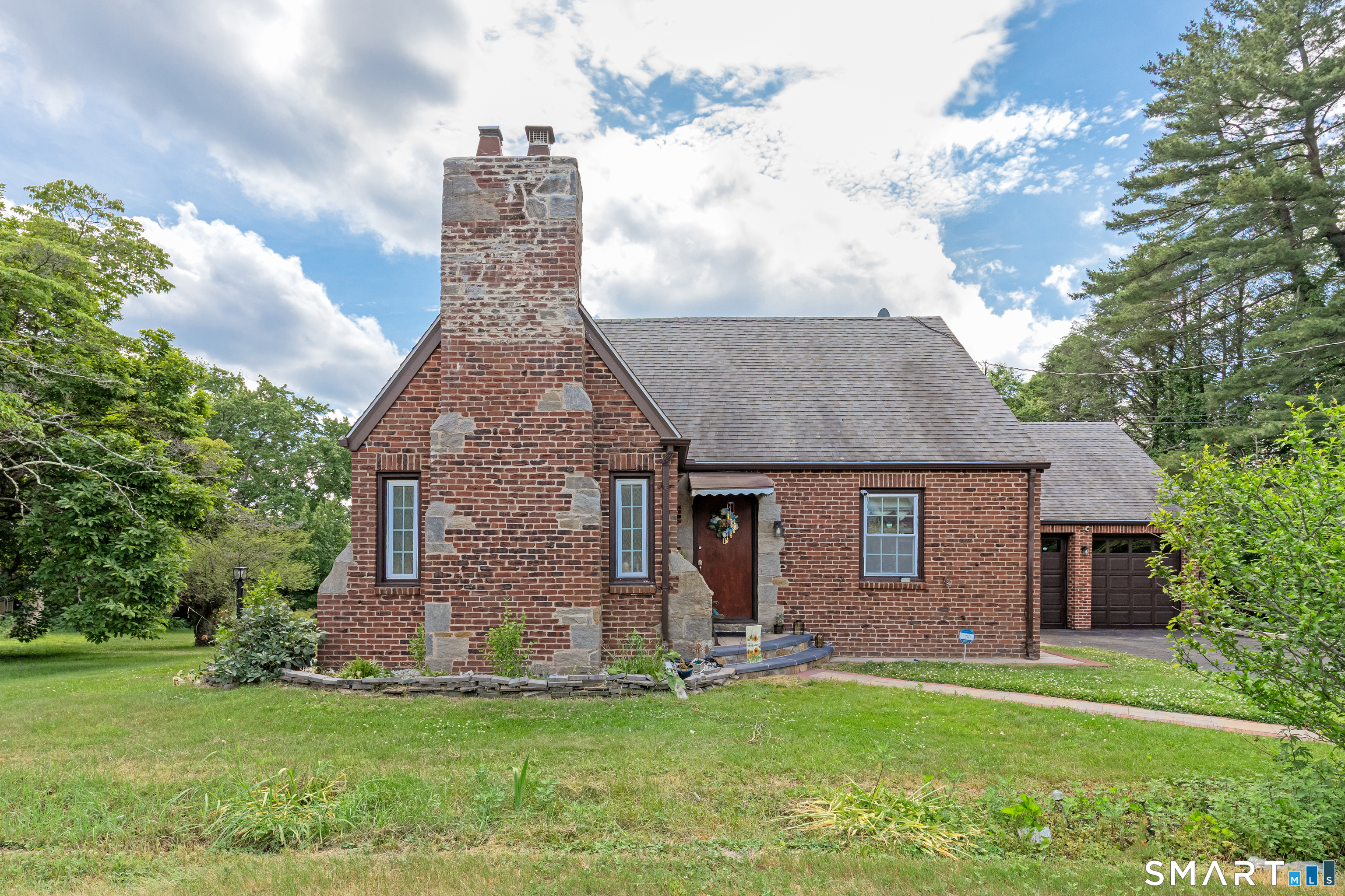 816 Woodruff Road Orange CT 06477