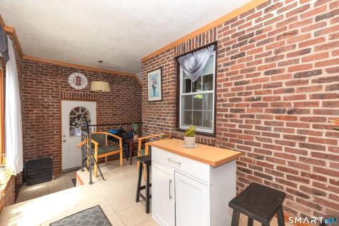 816 Woodruff Road Orange CT 06477