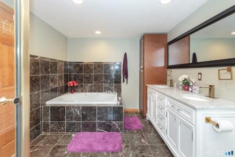 816 Woodruff Road Orange CT 06477