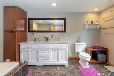 816 Woodruff Road Orange CT 06477