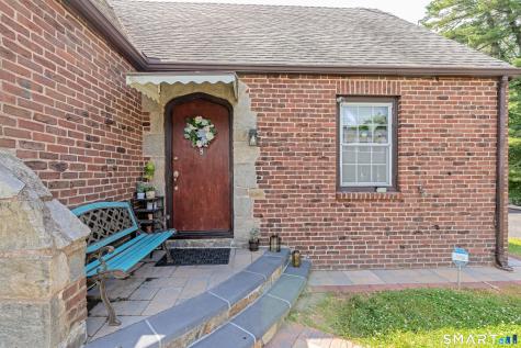 816 Woodruff Road Orange CT 06477