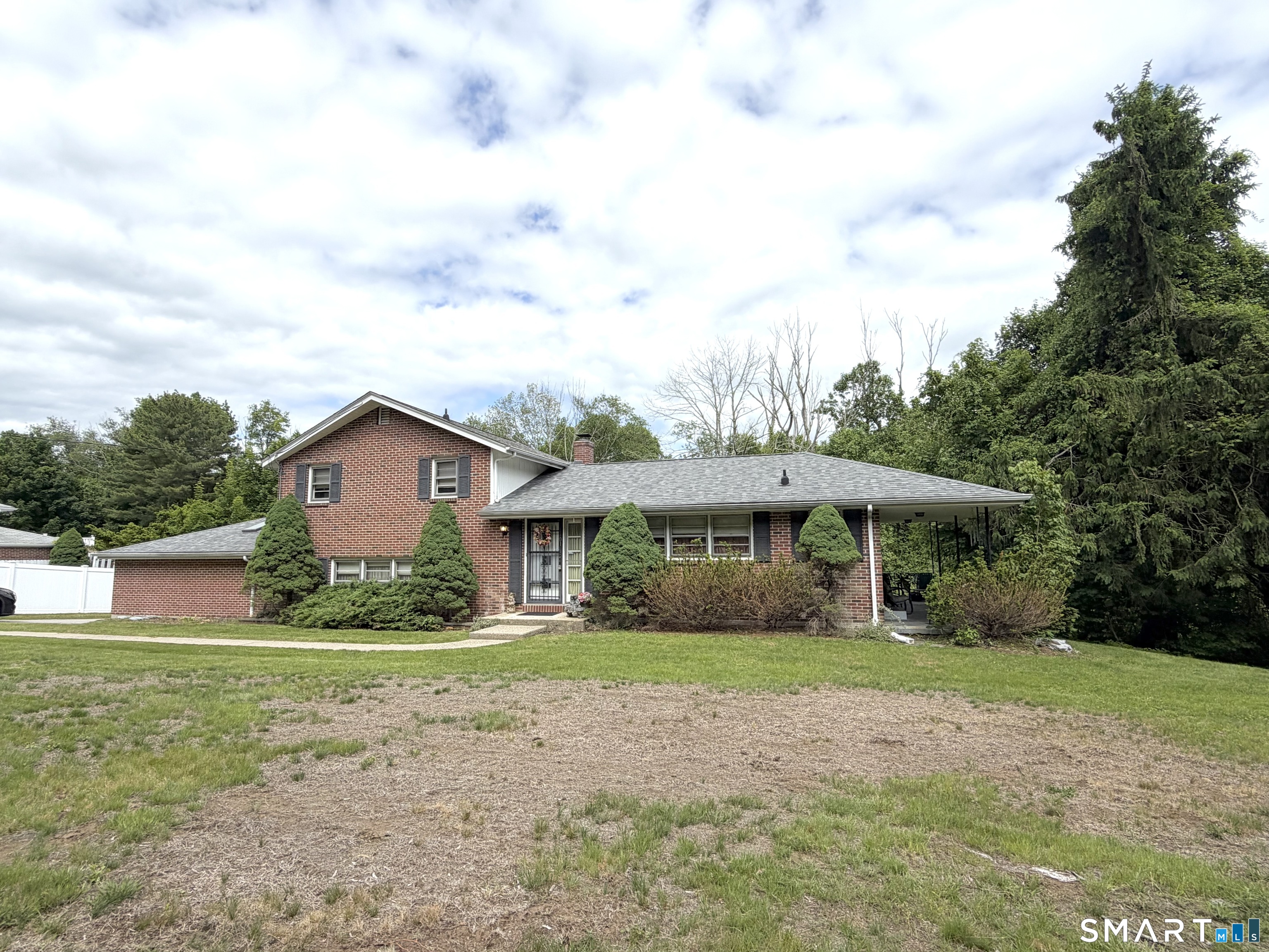 401 Round Hill Road Salem CT 06420
