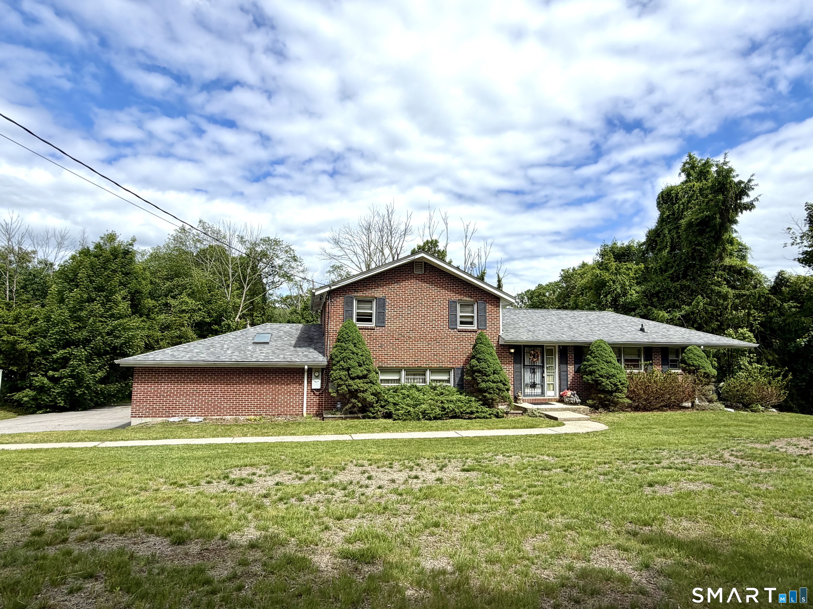 401 Round Hill Road Salem CT 06420