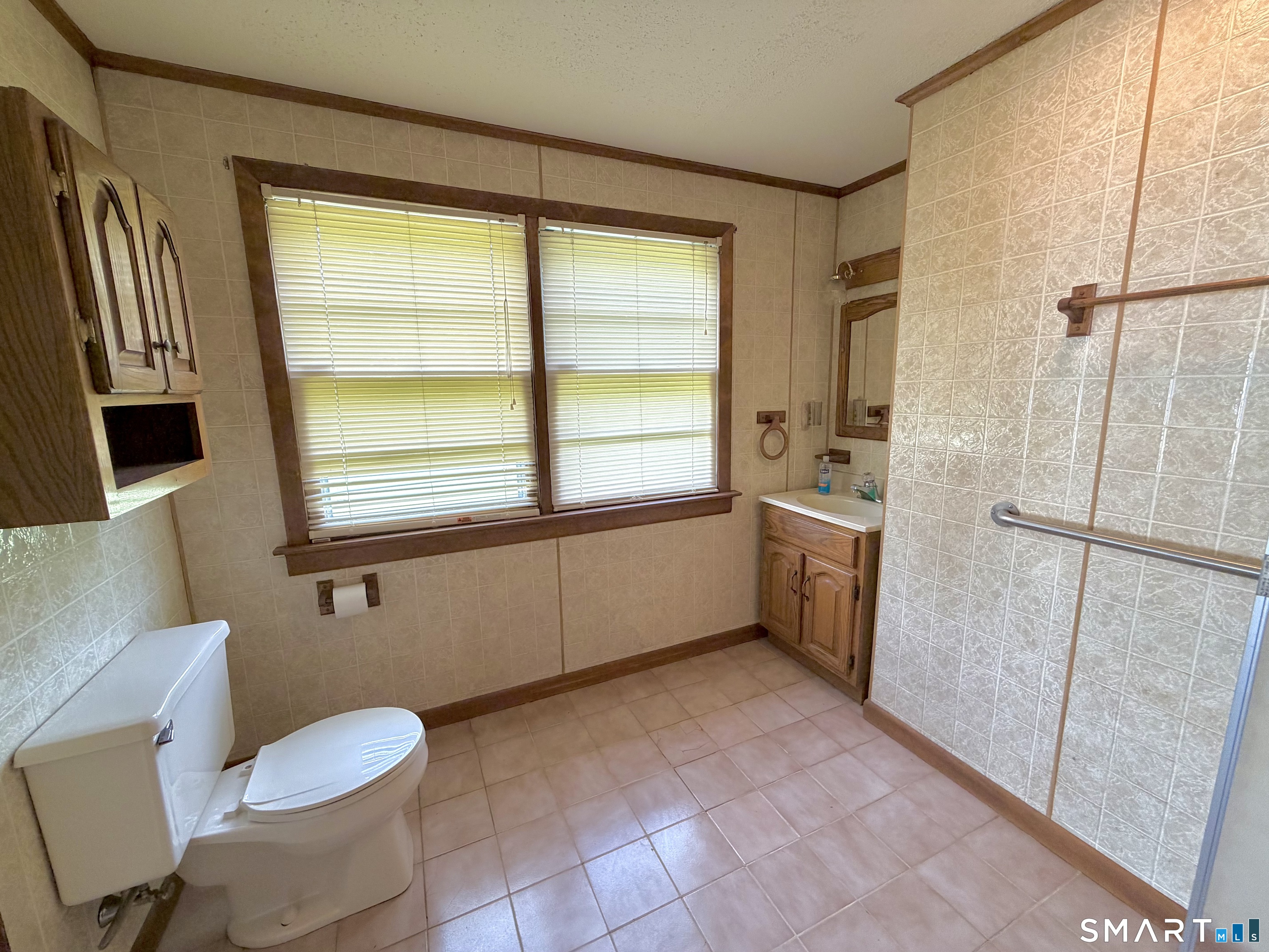 401 Round Hill Road Salem CT 06420
