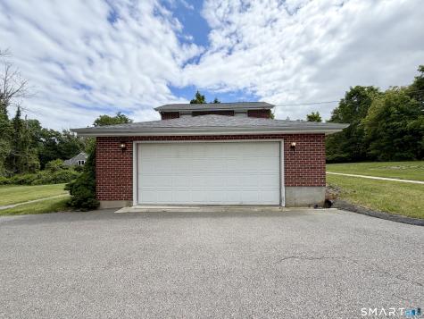 401 Round Hill Road Salem CT 06420