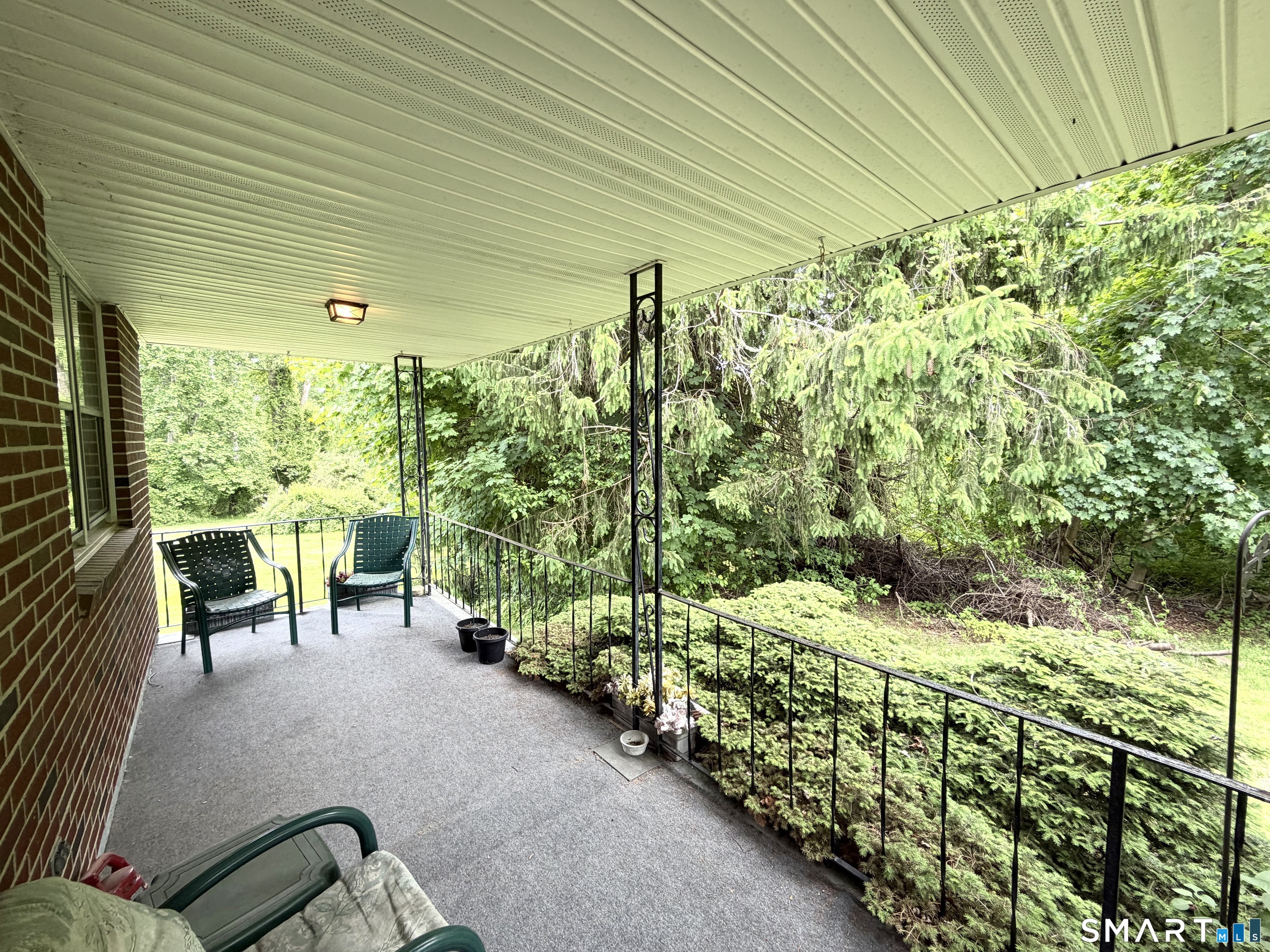 401 Round Hill Road Salem CT 06420