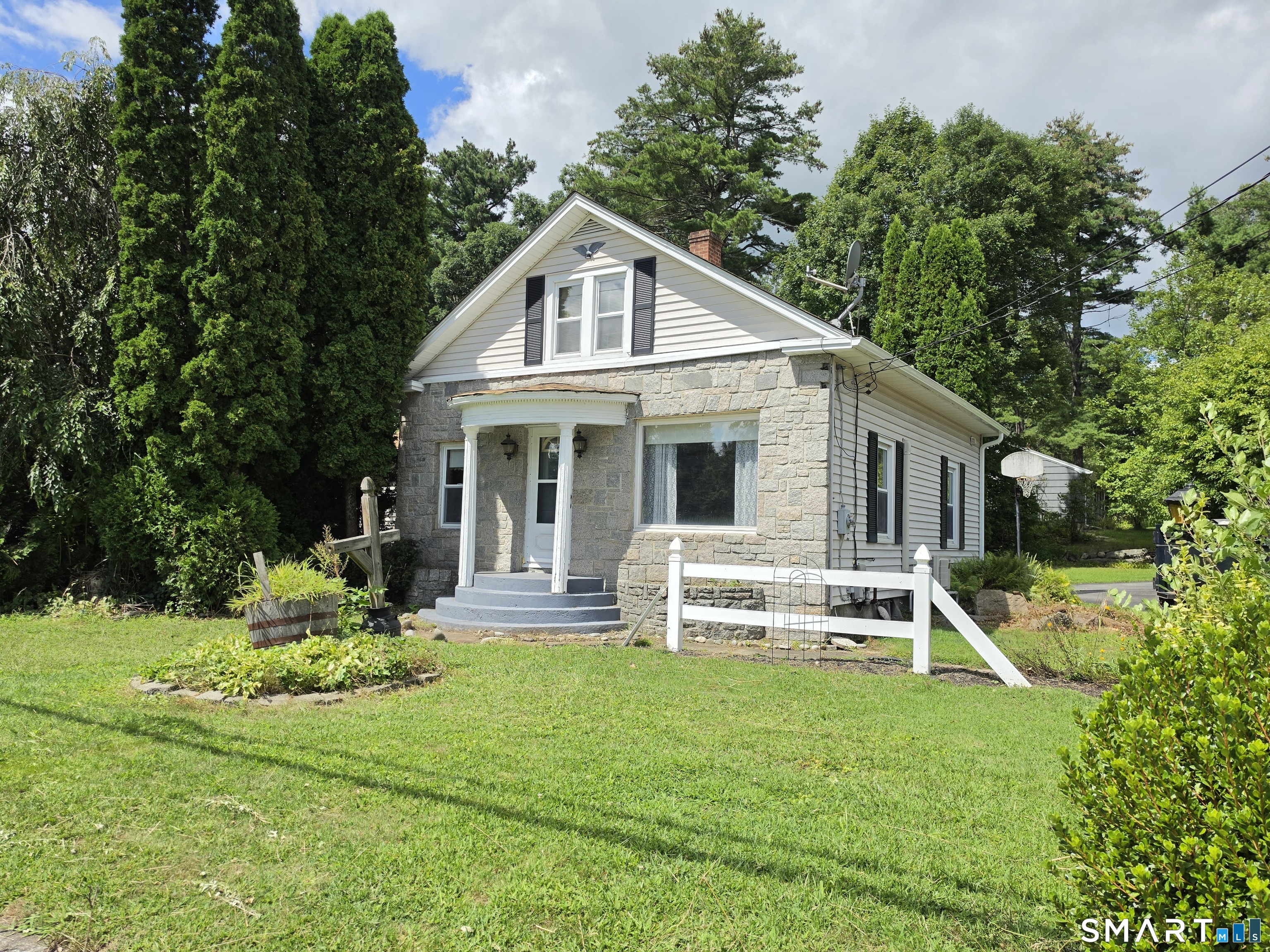 506 Church Street Putnam CT 06260
