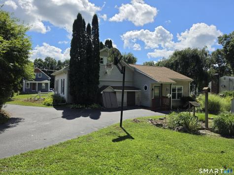 506 Church Street Putnam CT 06260