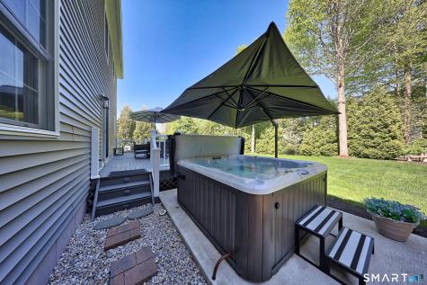 10 Fawn Meadow Drive Naugatuck CT 06770