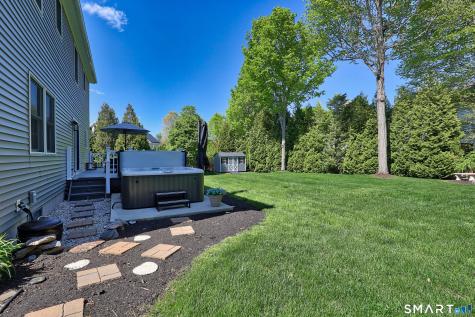 10 Fawn Meadow Drive Naugatuck CT 06770