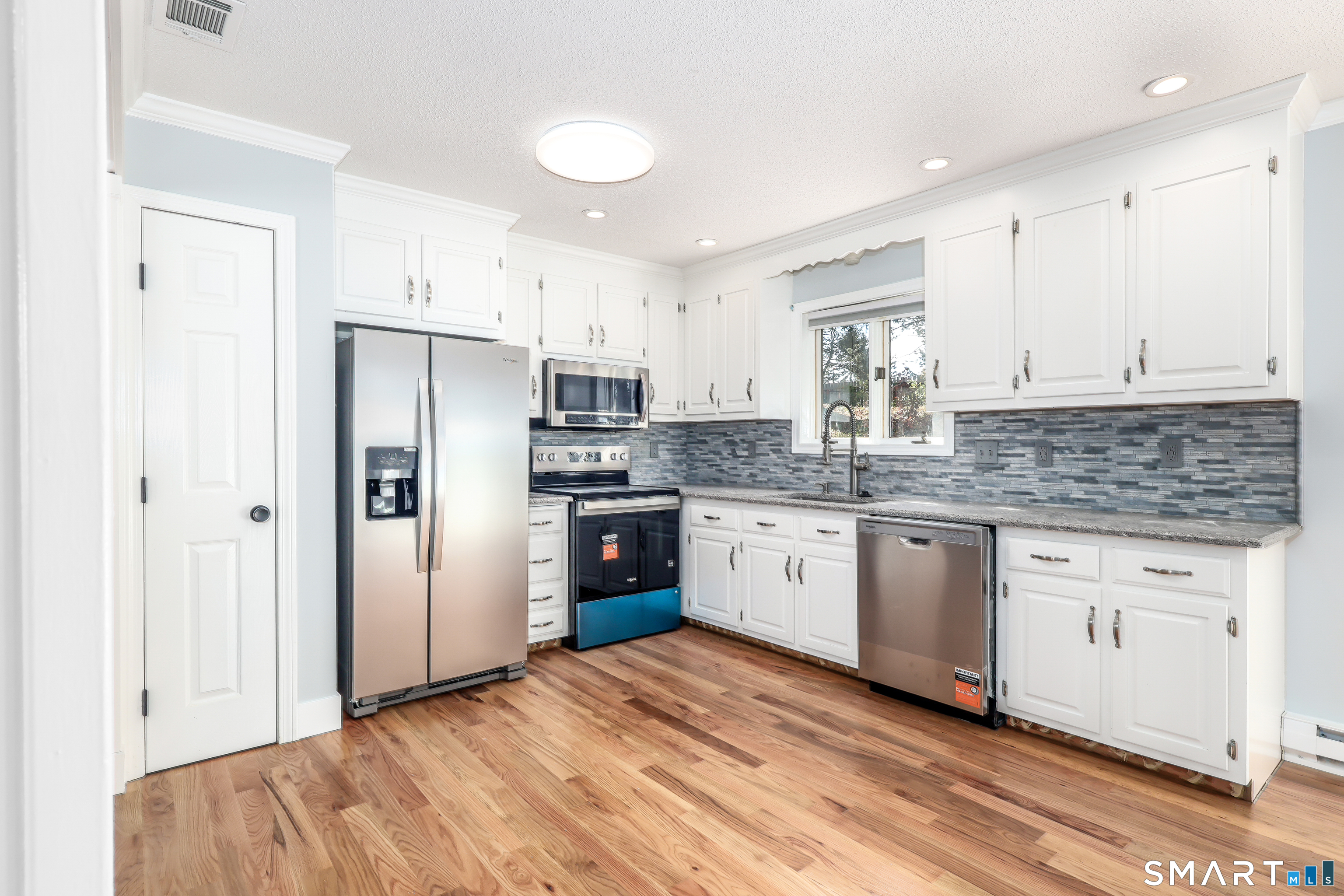 35 Julie Road Plainville CT 06062