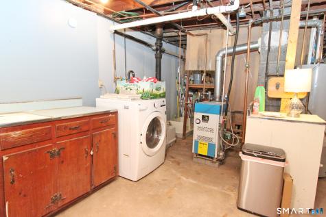166 Laurel Street West Haven CT 06516
