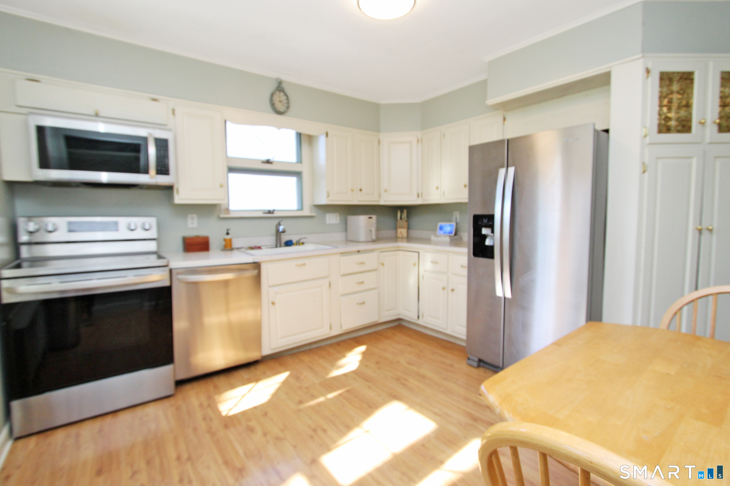 166 Laurel Street West Haven CT 06516