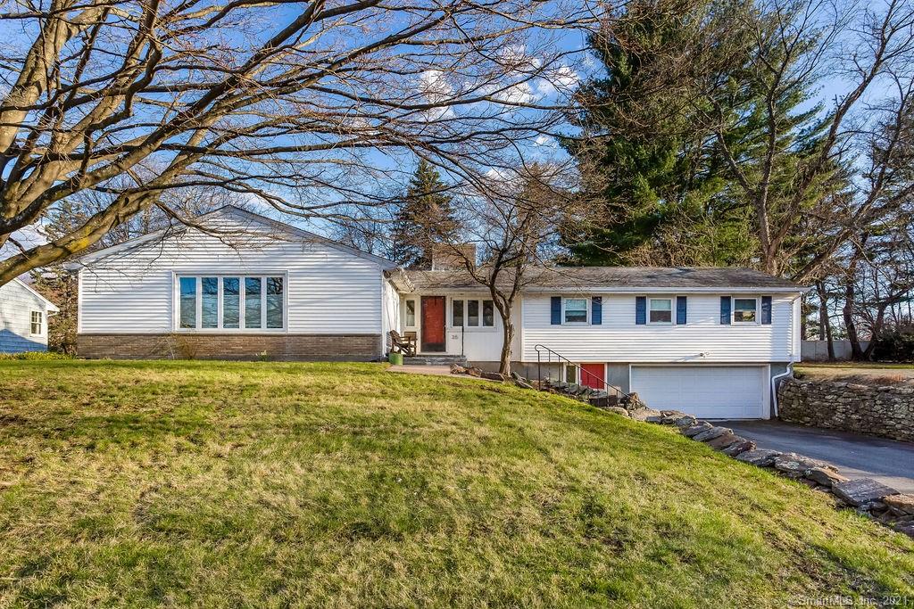 35 Tumblebrook Lane West Hartford CT 06117