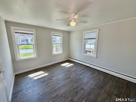 4 Anita Avenue Waterford CT 06385