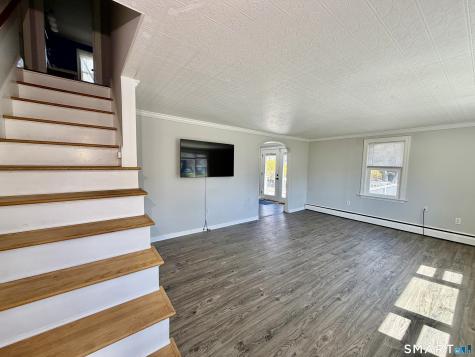 4 Anita Avenue Waterford CT 06385