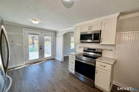 4 Anita Avenue Waterford CT 06385