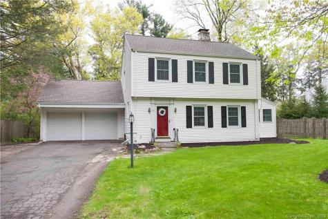 114 Farms Village Road Simsbury CT 06070