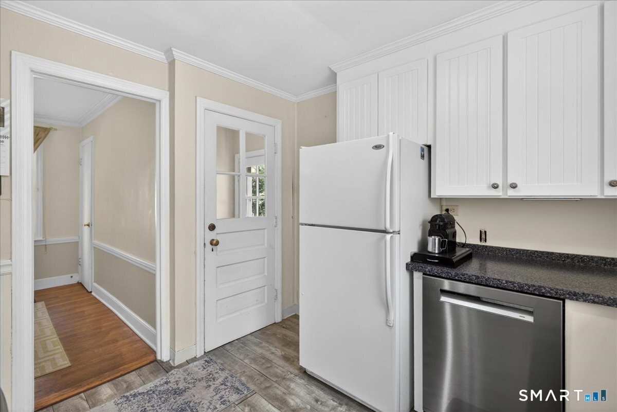 41 Barrett Street Hamden CT 06517