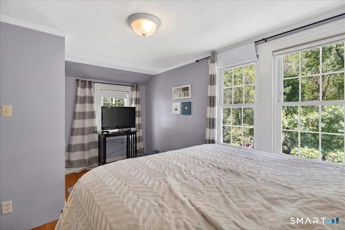 41 Barrett Street Hamden CT 06517