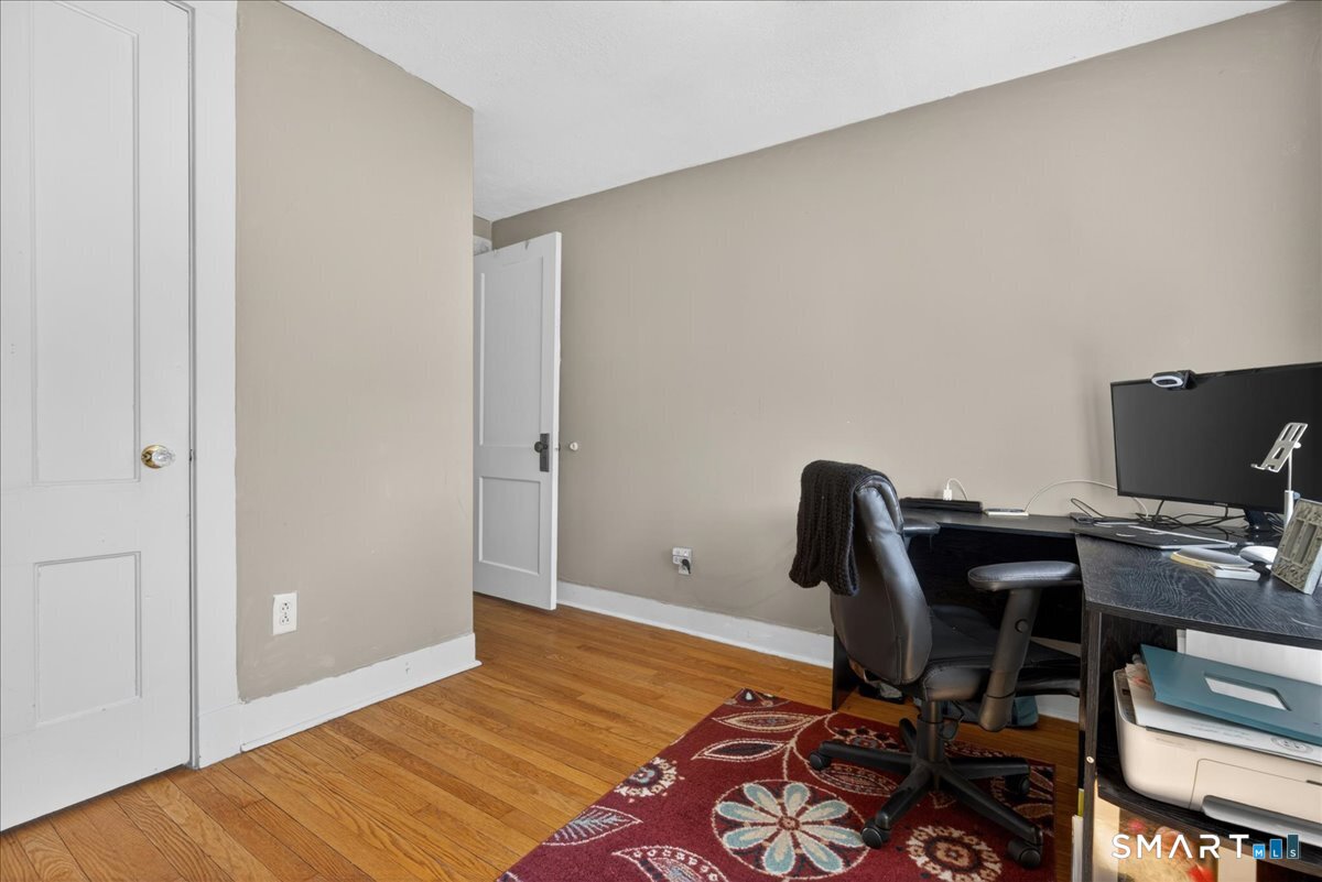 41 Barrett Street Hamden CT 06517