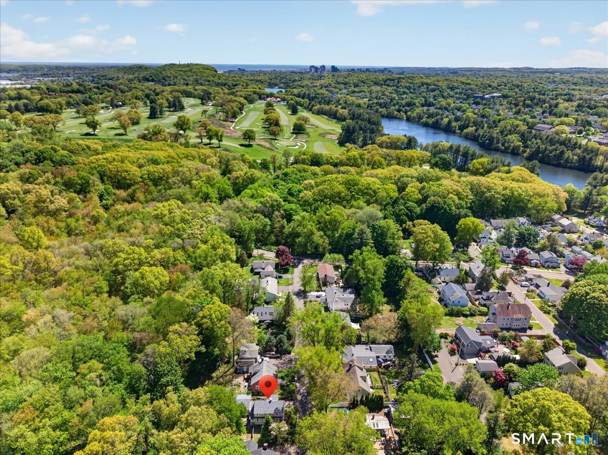 41 Barrett Street Hamden CT 06517
