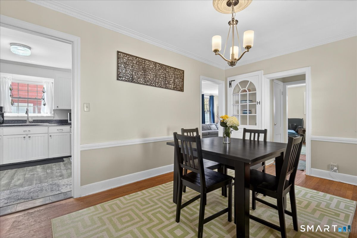 41 Barrett Street Hamden CT 06517