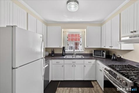 41 Barrett Street Hamden CT 06517