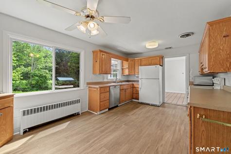 9 Old State Road Oxford CT 06478