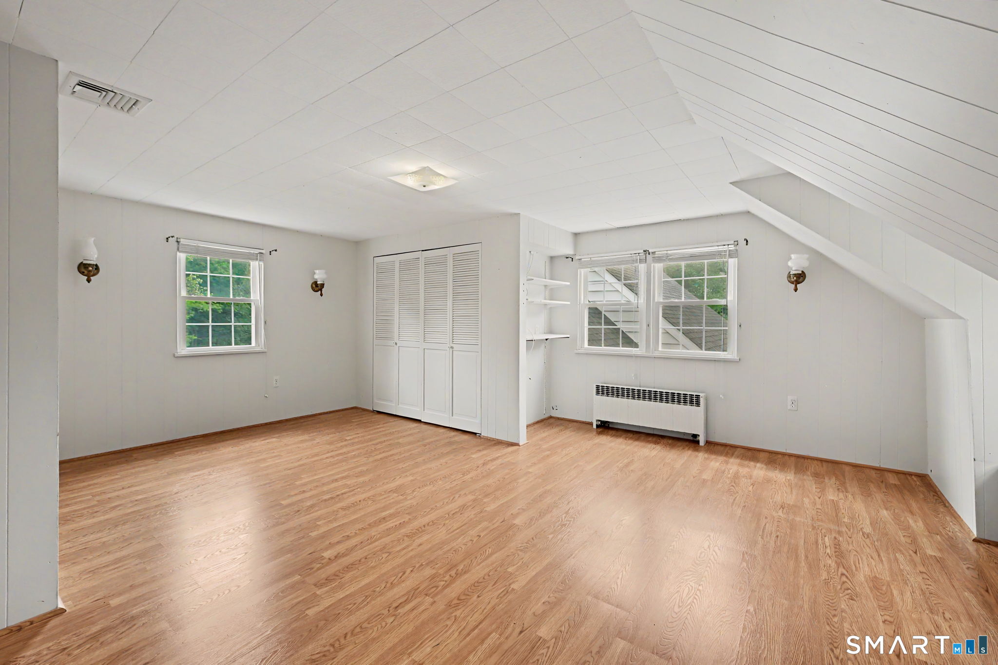 9 Old State Road Oxford CT 06478